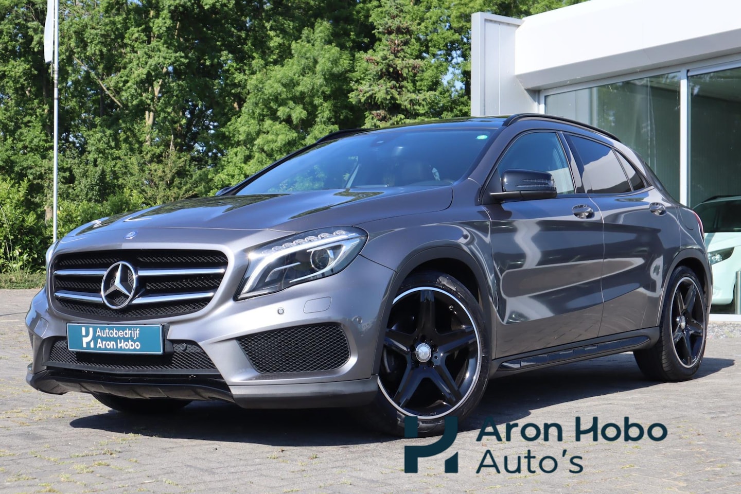 Mercedes-Benz GLA-Klasse - 180 AMG Pano, Sfeerverlichting, Stoelverwarming - AutoWereld.nl