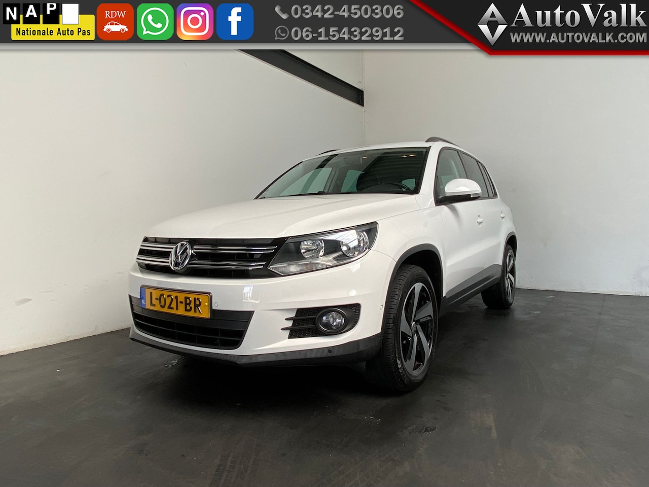 Volkswagen Tiguan - 1.4 TSI Sport&Style - AutoWereld.nl