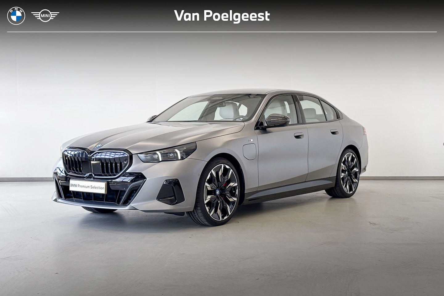 BMW 5-serie - Sedan 550e xDrive Innovation Pack M Sportpakket Pro Aut. - AutoWereld.nl