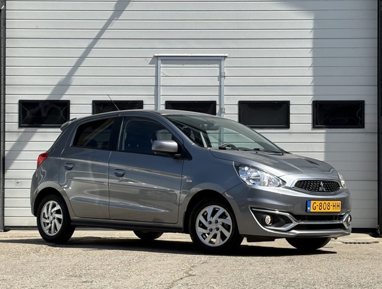 Mitsubishi Space Star - 1.0 Active Navigatie | Airco | Cruise | Pdc | LM | Apple Carplay - AutoWereld.nl