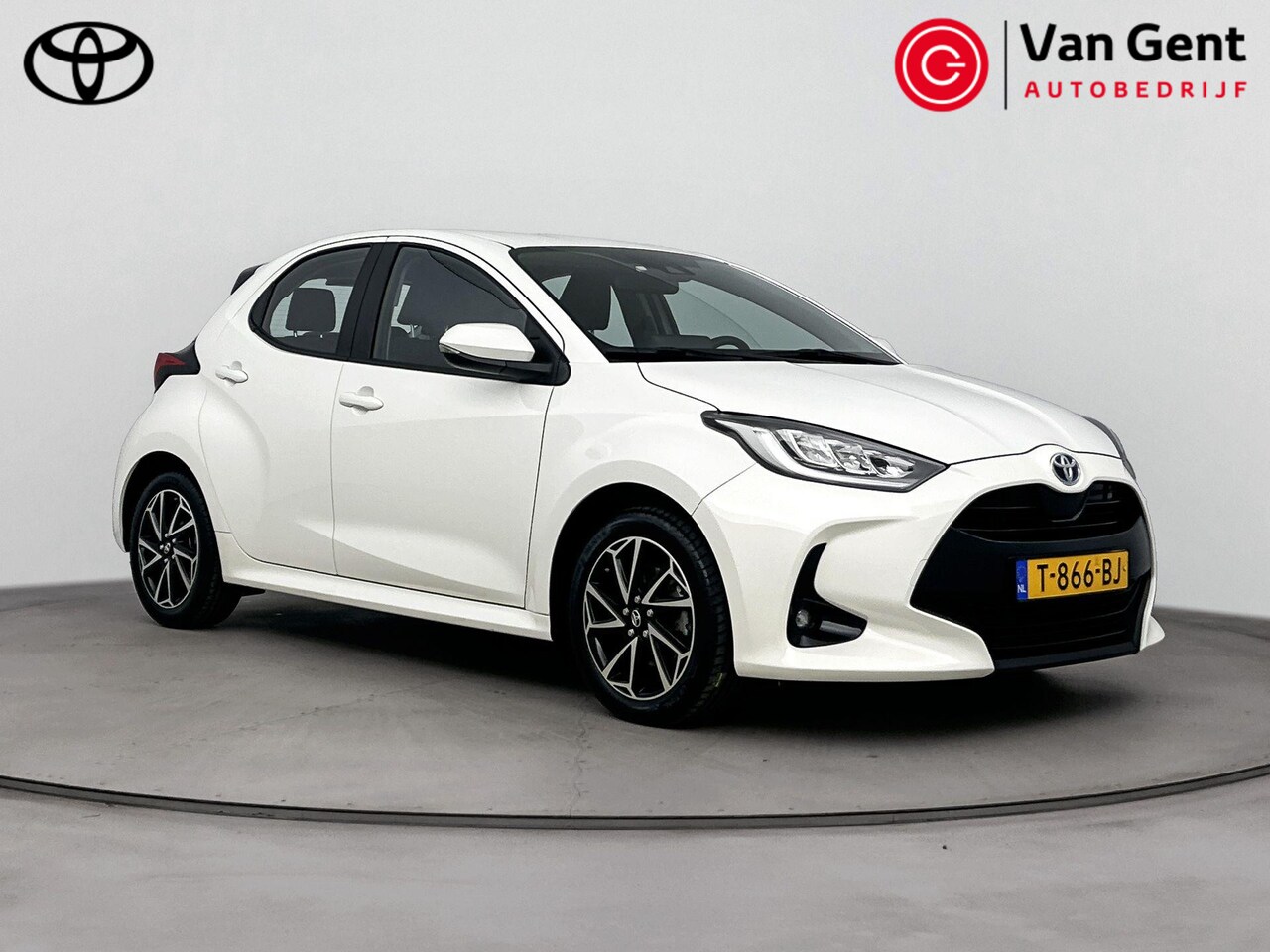 Toyota Yaris - 1.5 Hybrid Dynamic | Trekhaak - AutoWereld.nl