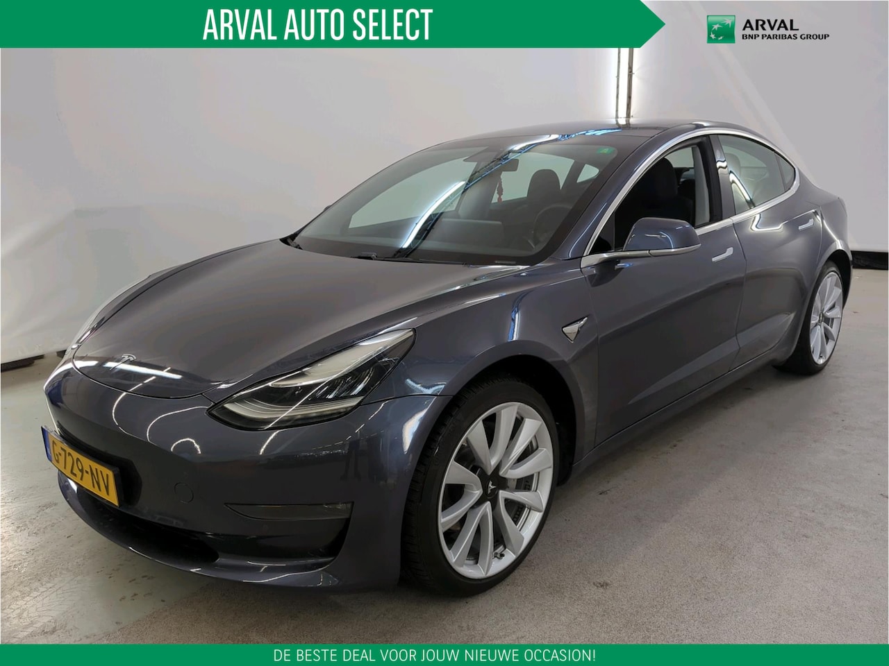 Tesla Model 3 - Long Range RWD Long Range AWD 75 kWh 351pk | Trekhaak 1.000kg | 19" Velgen | SOH 91% | Autopilot | Zwart - AutoWereld.nl