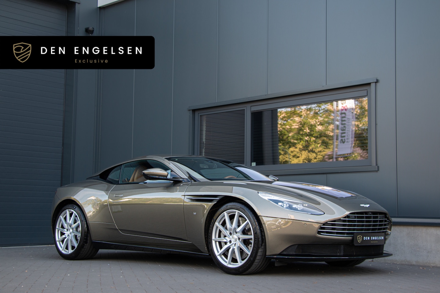 Aston Martin DB11 - 5.2 V12 AMR 630PK | Full option | 360 Camera | Bang & Olufsen | Ventilatie | Carbon | PPF - AutoWereld.nl