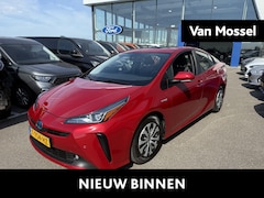 Toyota Prius - 1.8 Executive Automaat | Trekhaak | Winterset | Panoramadak | Parkeersensoren V/A | Camera
