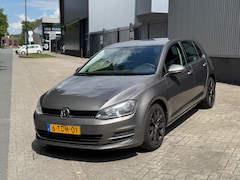 Volkswagen Golf - 1.2 TSI Trendline