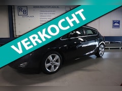 Opel Astra - 1.4 Turbo Sport / VOL AUTOMAAT / GROOT SCHERM