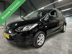 Mazda 2 - 2 1.3 TS. 5-deurs. All-season banden