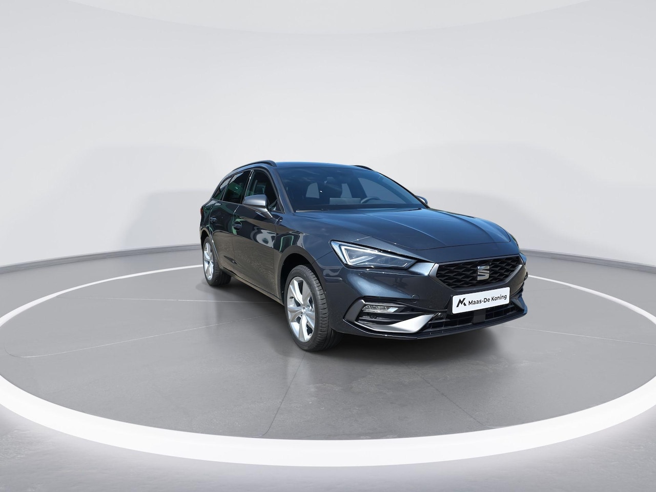 Seat Leon Sportstourer - FR Business 1.5 TSI eHybrid 150kW / 204pk Stationw | Safe & Driving | Trekhaak zwenkbaar | - AutoWereld.nl