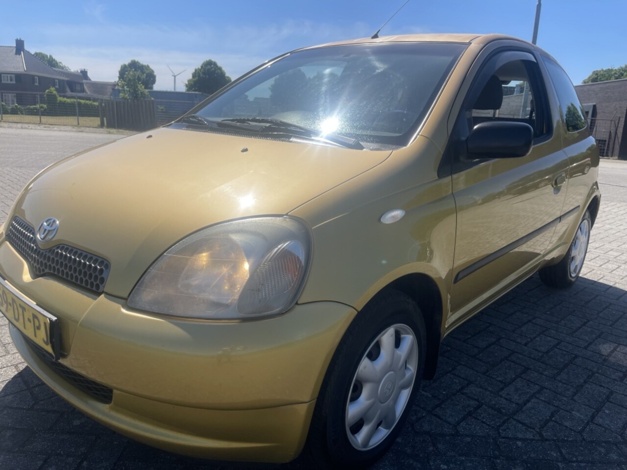 Toyota Yaris - 1.3-16V VVT-i Luna 1.3-16V VVT-i Luna - AutoWereld.nl