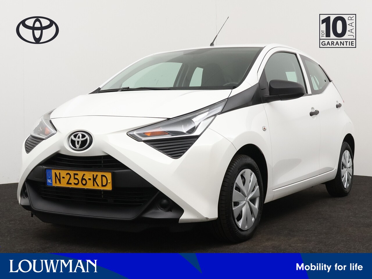 Toyota Aygo - 5-deurs 1.0 VVT-i x-fun | Airco | Bluetooth | - AutoWereld.nl