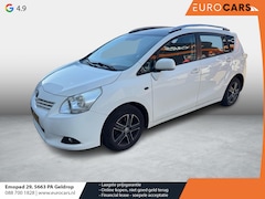 Toyota Verso - 1.8 VVT-i Aspiration 7 PERSOONS Automaat Navigatie Trekhaak Camera Climate Control