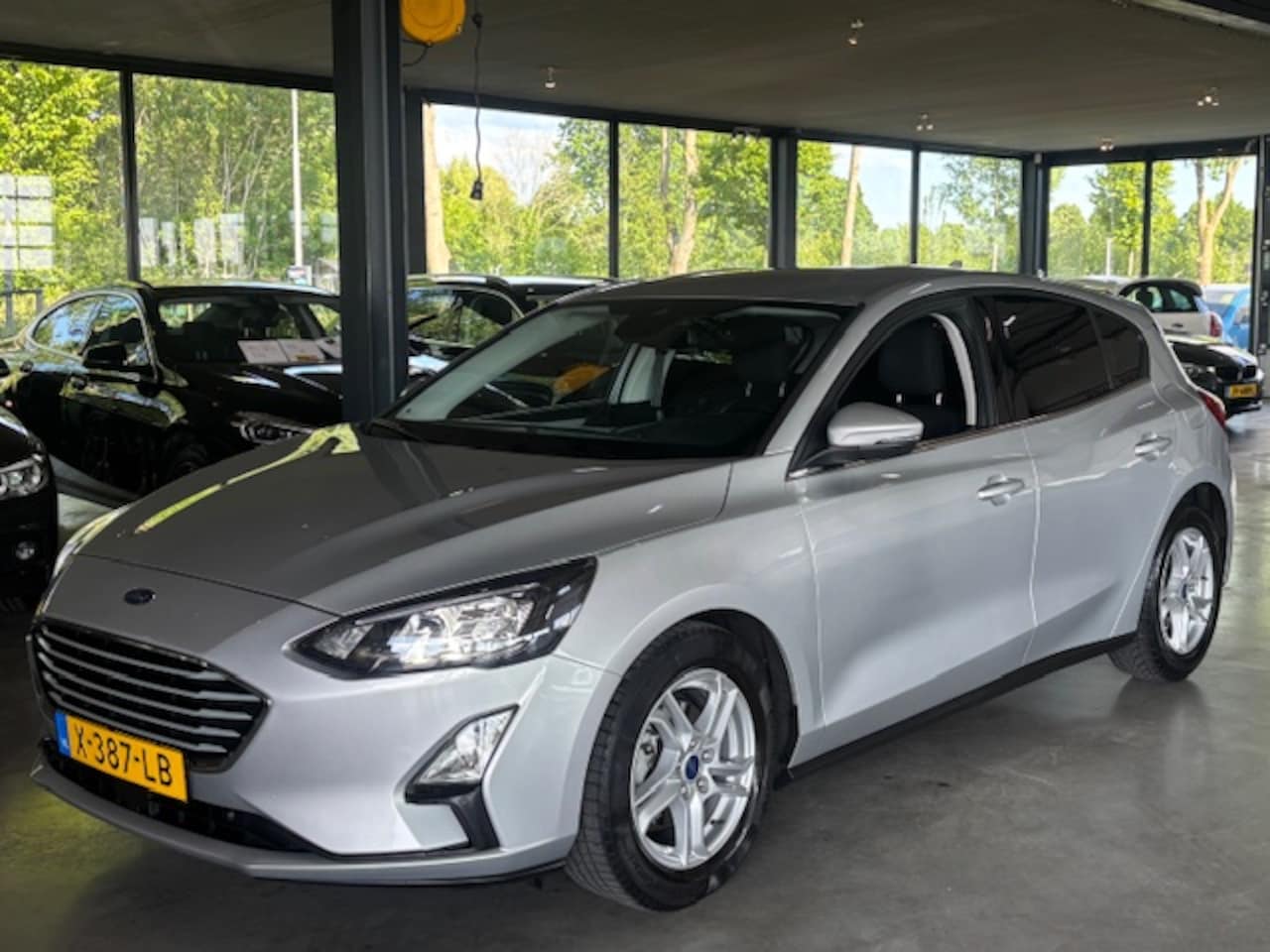 Ford Focus - 1.0 EcoBoost Titanium Business 1.0 EcoBoost 125pk Titanium Business - AutoWereld.nl