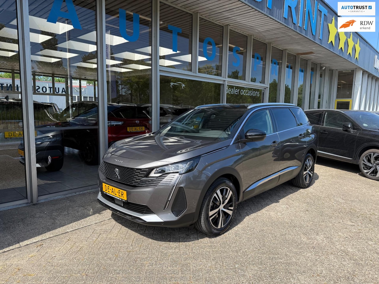 Peugeot 5008 - 1.2 PureTech GT-Line Avantage 7p 130pk / CARPLAY / ACHTERUITRIJCAMERA - AutoWereld.nl