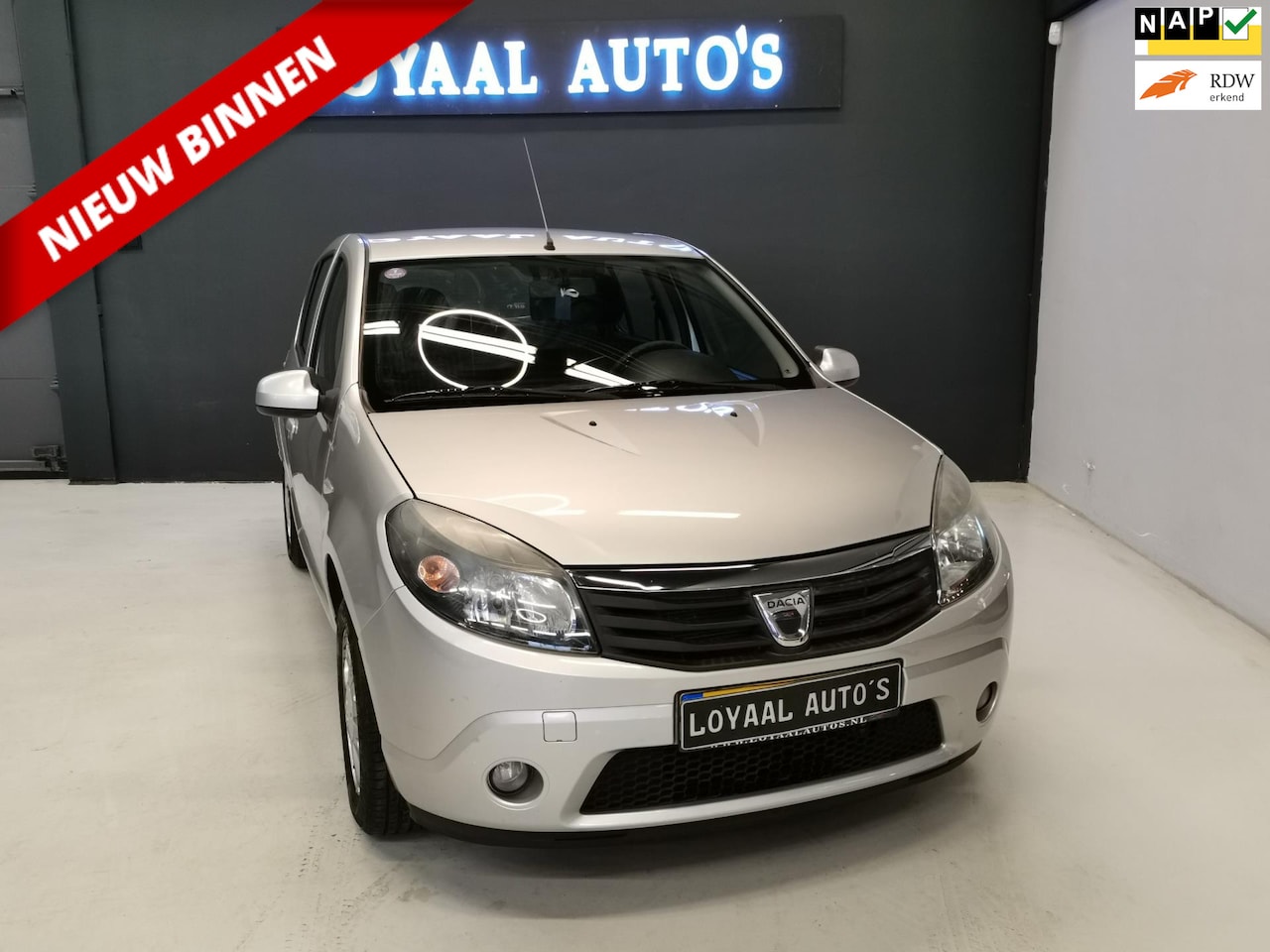Dacia Sandero - 1.2 Blackline | AIRCO | ELEK.RAMEN | NAP | APK. - AutoWereld.nl