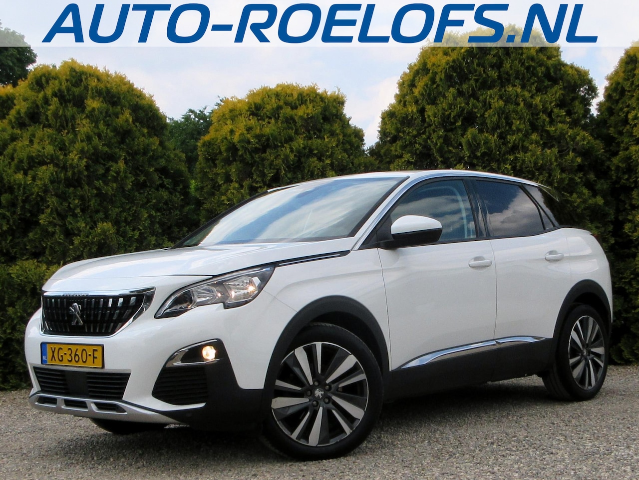 Peugeot 3008 - 1.2 PureTech Allure Automaat*Navi*Trekhaak* - AutoWereld.nl