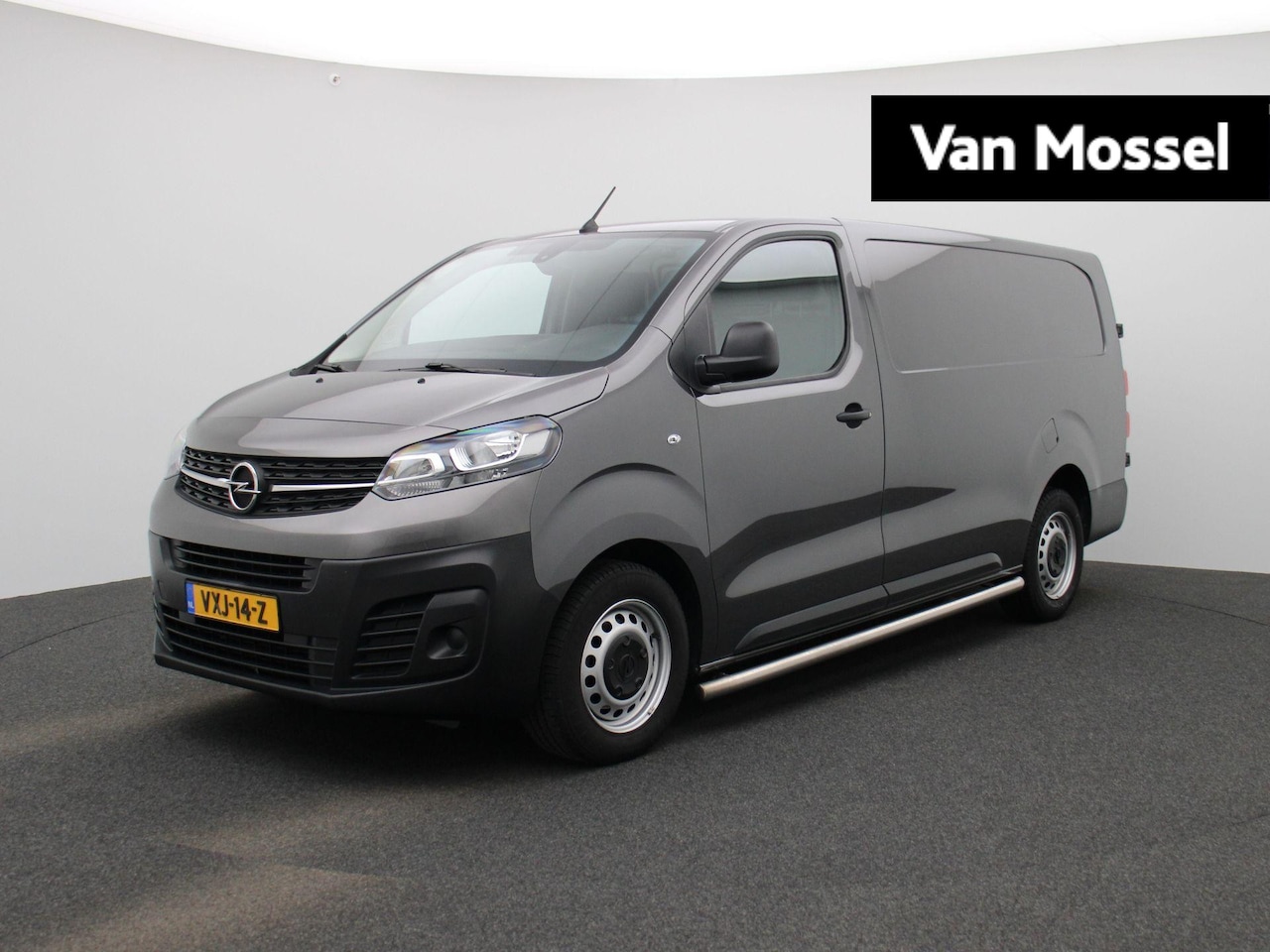 Opel Vivaro - 2.0 BlueHDi 145 S&S L3 | Trekhaak | Parkeersensoren | Airco - AutoWereld.nl