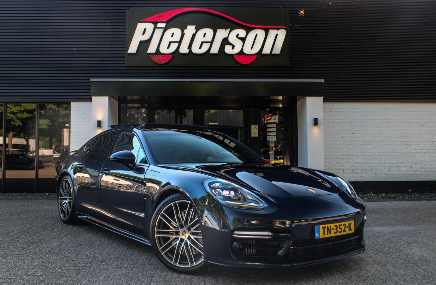 Porsche Panamera - 2.9 4 E-Hybrid NAP SPORT CHRONO PANO 360 - AutoWereld.nl