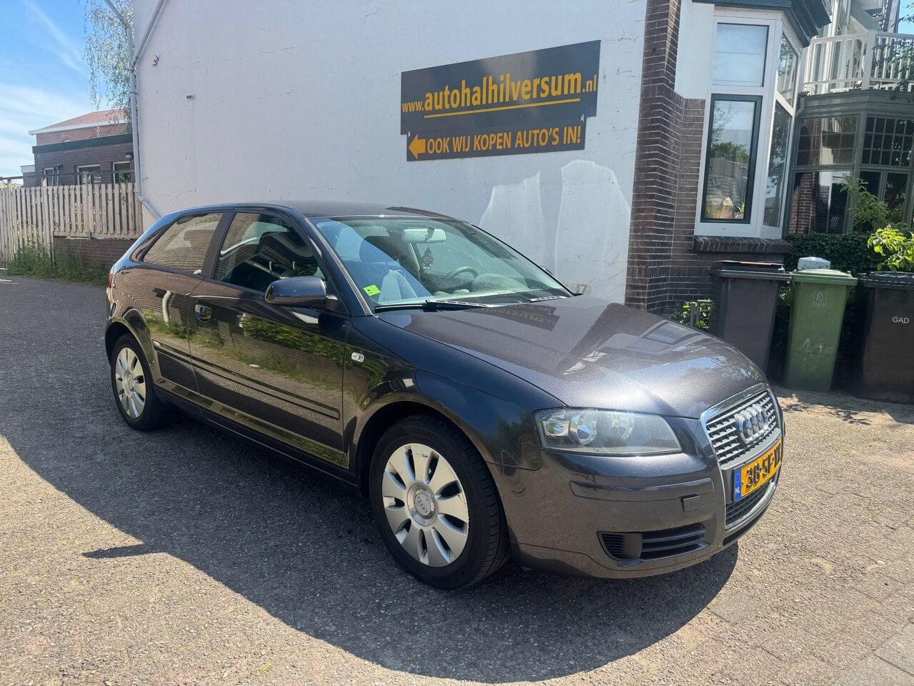 Audi A3 - 1.6 Attraction Clima - AutoWereld.nl