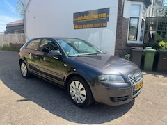 Audi A3 - 1.6 Attraction Clima