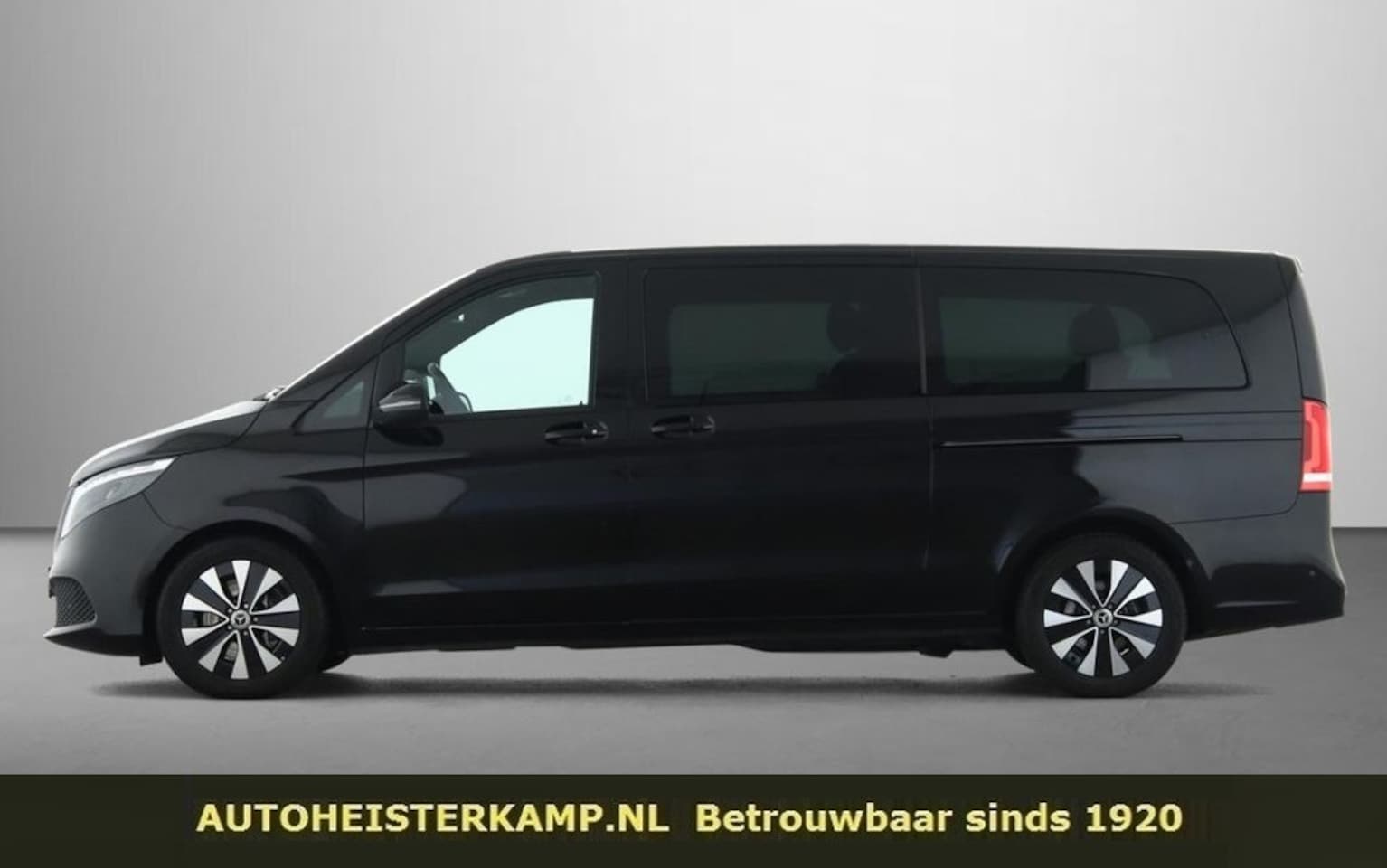 Mercedes-Benz V-klasse - 220d Extra Lang Edition Distronic LED Burmester Navi Camera Stoelverwarming - AutoWereld.nl
