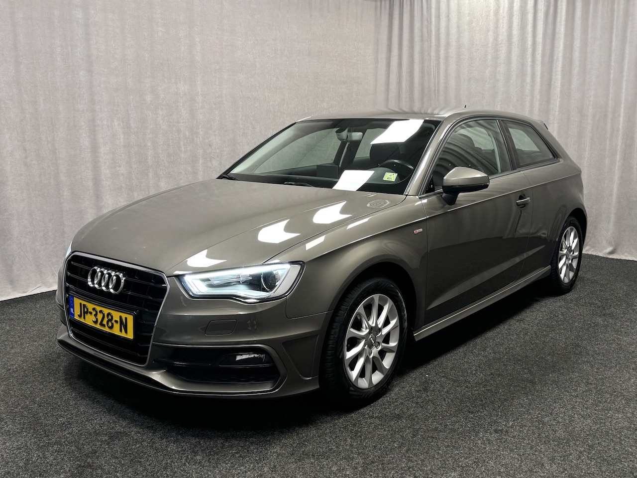 Audi A3 Sportback - 1.4 TFSI CoD Ambition | S-Line | Navi | LED | Cruise | - AutoWereld.nl
