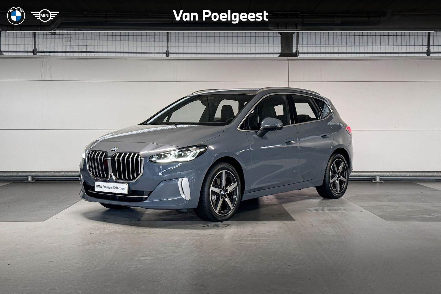 BMW 2-serie Active Tourer - 220i 220i - AutoWereld.nl