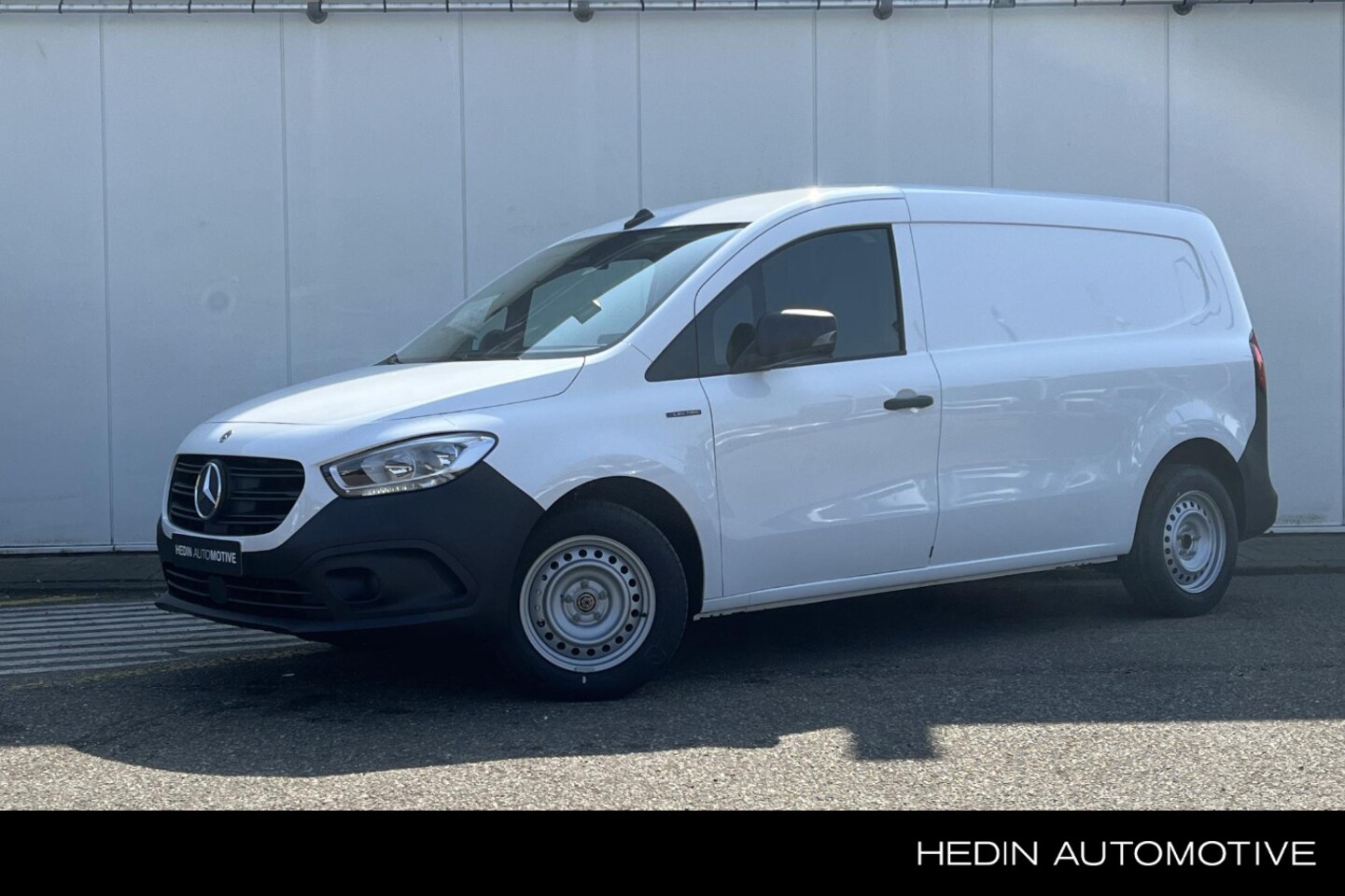 Mercedes-Benz eCitan - 112 L2 Base | Climate Control | Zitcomfort Pakket | Trekhaak - AutoWereld.nl