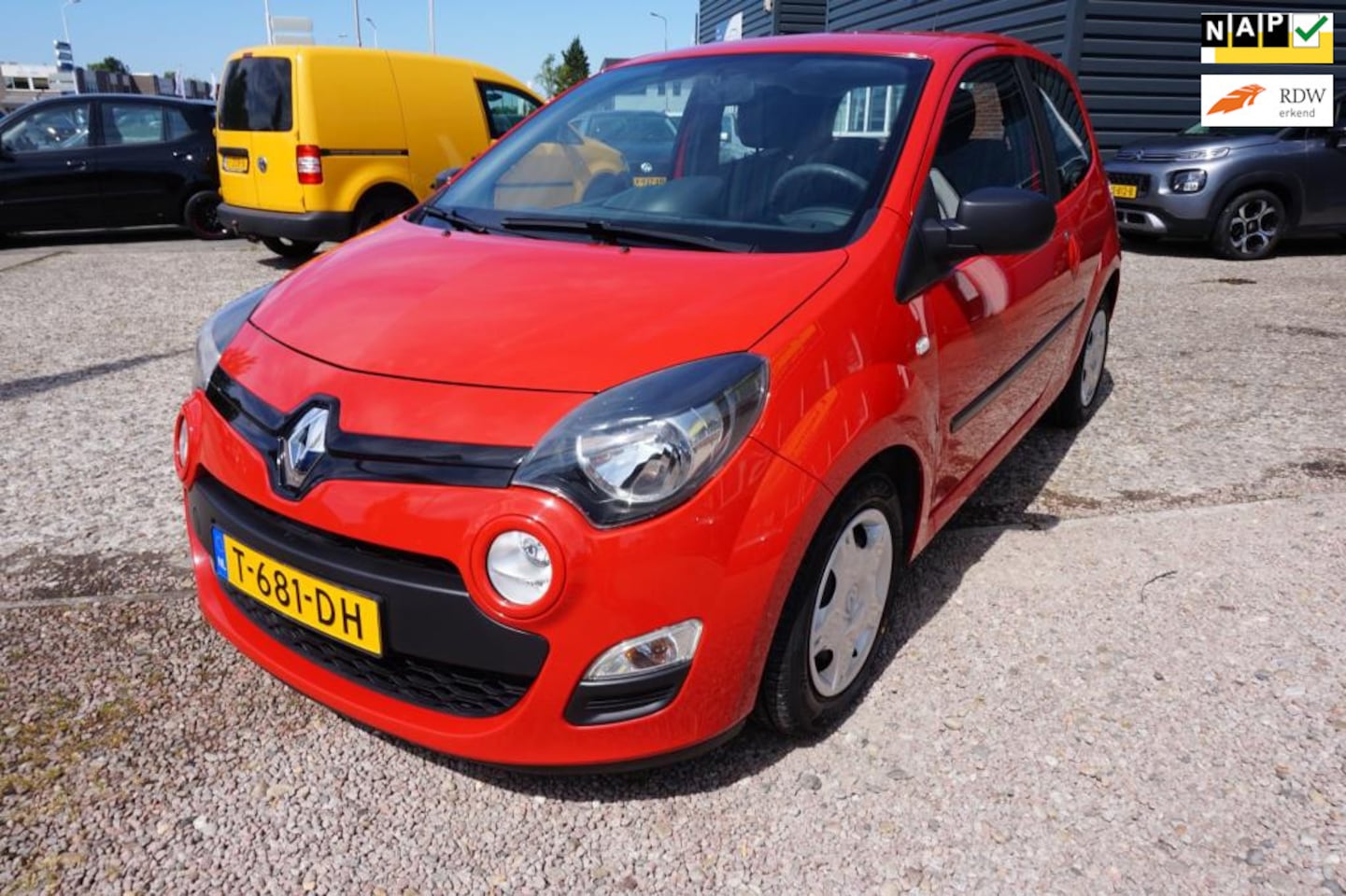 Renault Twingo - 1.2-16V Collection 1.2 16V Collection,absoluut splinternieuwstaat - AutoWereld.nl