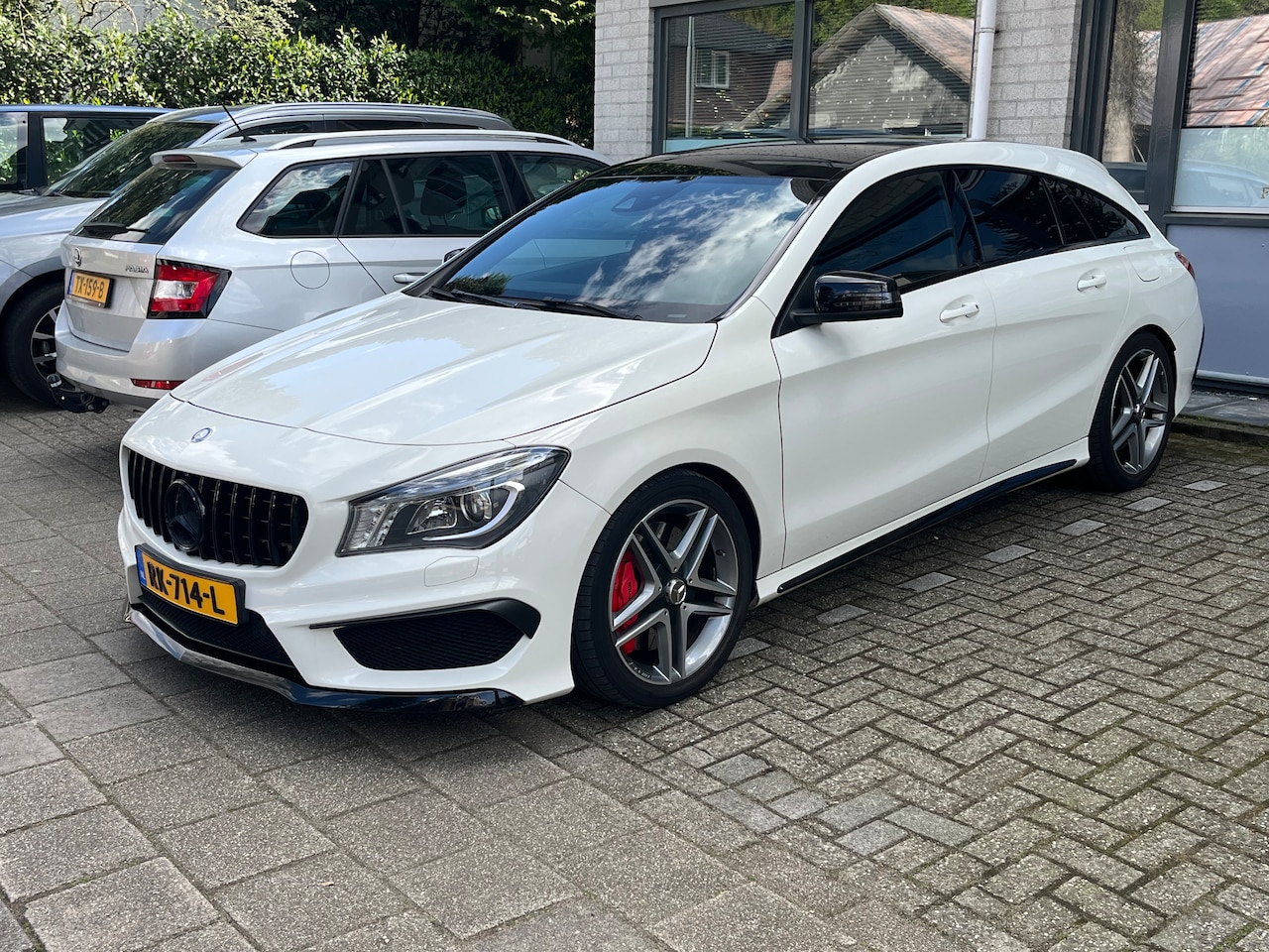 Mercedes-Benz CLA-klasse Shooting Brake - 45 AMG 4MATIC+ 380 PK Xenon Navi Pano - AutoWereld.nl