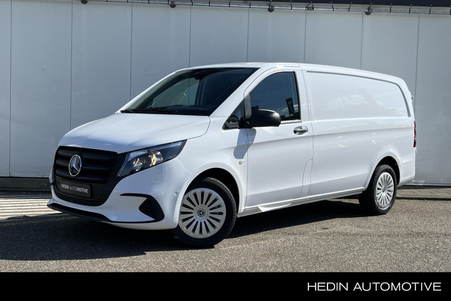 Mercedes-Benz Vito - 116 L2 Automaat Pro | Trekhaak | Parkeerpakket met achteruitrijcamera | Smartphone Integra - AutoWereld.nl
