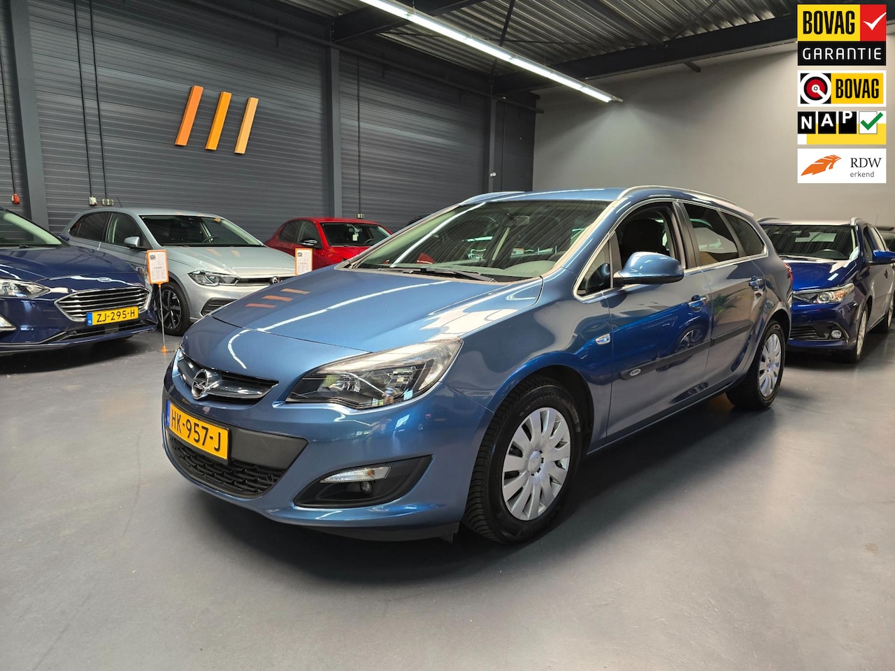 Opel Astra Sports Tourer - 1.4 Turbo Edition 1E EIGENAAR CAMERA NAVI BLUETOOTH NAP NL AUTO - AutoWereld.nl