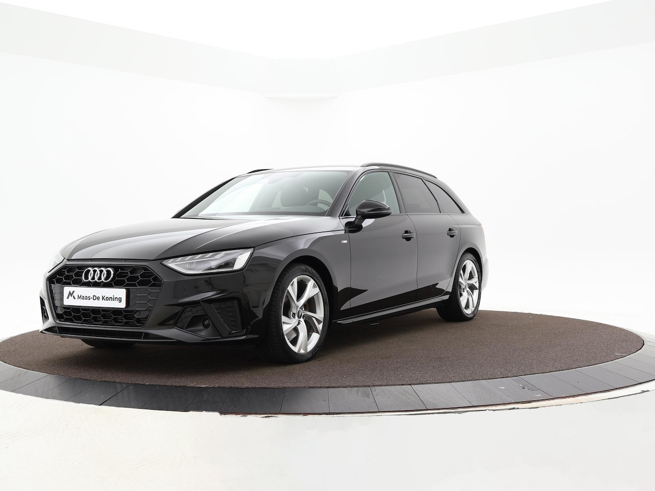 Audi A4 Avant - 35 Tfsi 150pk S-tronic S edition · Camera · Elek. Achterklep · Optiekpakket Zwart · Naviga - AutoWereld.nl