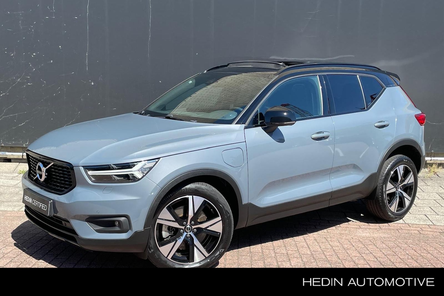 Volvo XC40 - 1.5 T5 Recharge R-Design | Trekhaak | Panorama Dak | Adaptief Cruise Control | Harman Kard - AutoWereld.nl