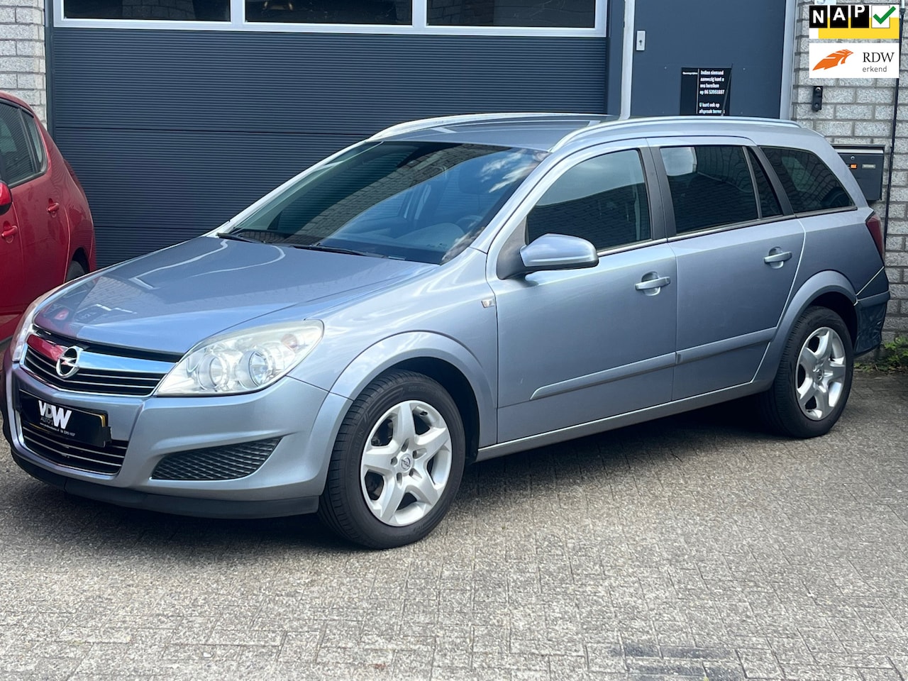 Opel Astra Wagon - 1.6 Essentia trekhaak el pakket - AutoWereld.nl