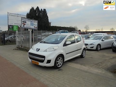 Peugeot 107 - 1.0-12V XS