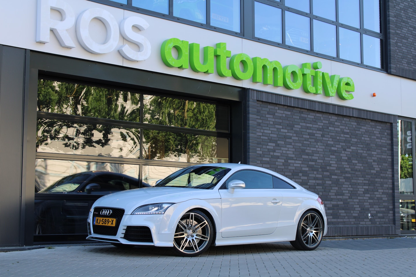 Audi TTRS - TT 2.5 T Pro Line | DEALER ONDERH | NETTE STAAT! | BOSE | SUZUKAGREY | STOELVERW | NAVI - AutoWereld.nl