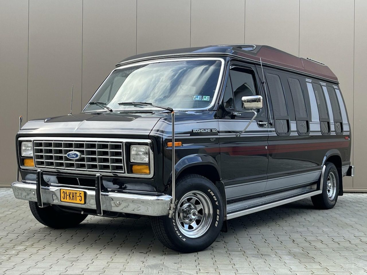 Ford E150 - USA V8 - AutoWereld.nl