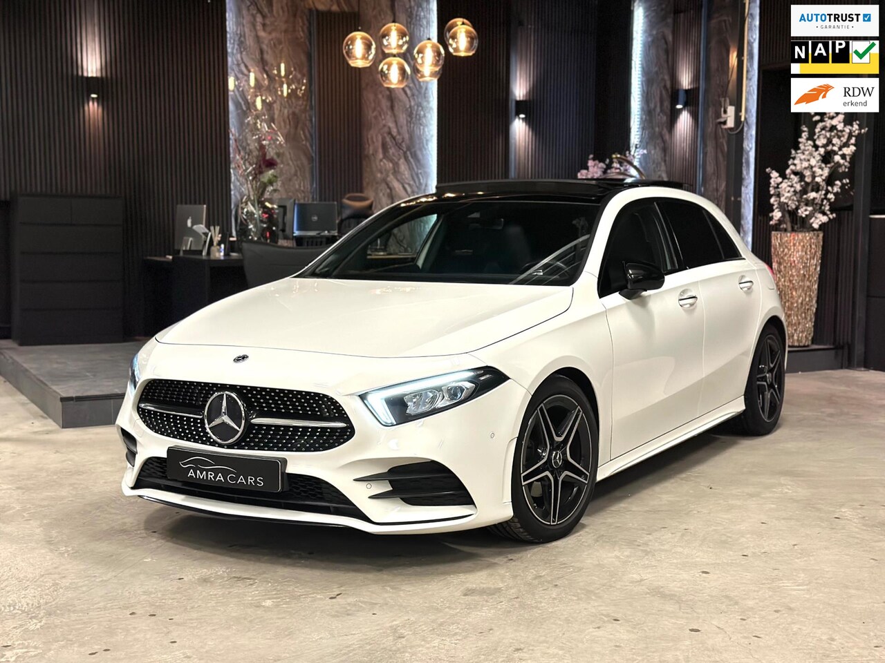 Mercedes-Benz A-klasse - 200|AMG|PANO|SFEER|BOMVOL - AutoWereld.nl