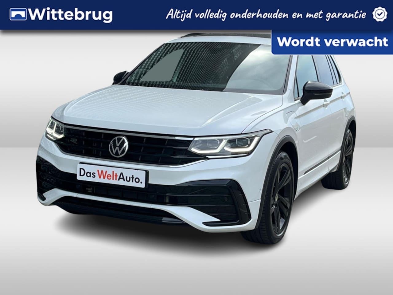 Volkswagen Tiguan - 1.4 TSI eHybrid R-Line Business+ / 19" LMV / Panoramadak / Black Style / Trekhaak / Stuur+ - AutoWereld.nl