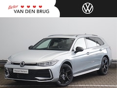 Volkswagen Passat Variant - R-Line-Edition 1.5 eHybrid 204pk | Panoramadak | Trekhaak | Black Style | Matrix LED | Nav