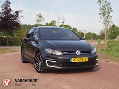 Volkswagen Golf - 1.4 TSI GTE | Panoramadak | Camera | Cruise Control | Sterrenhemel |