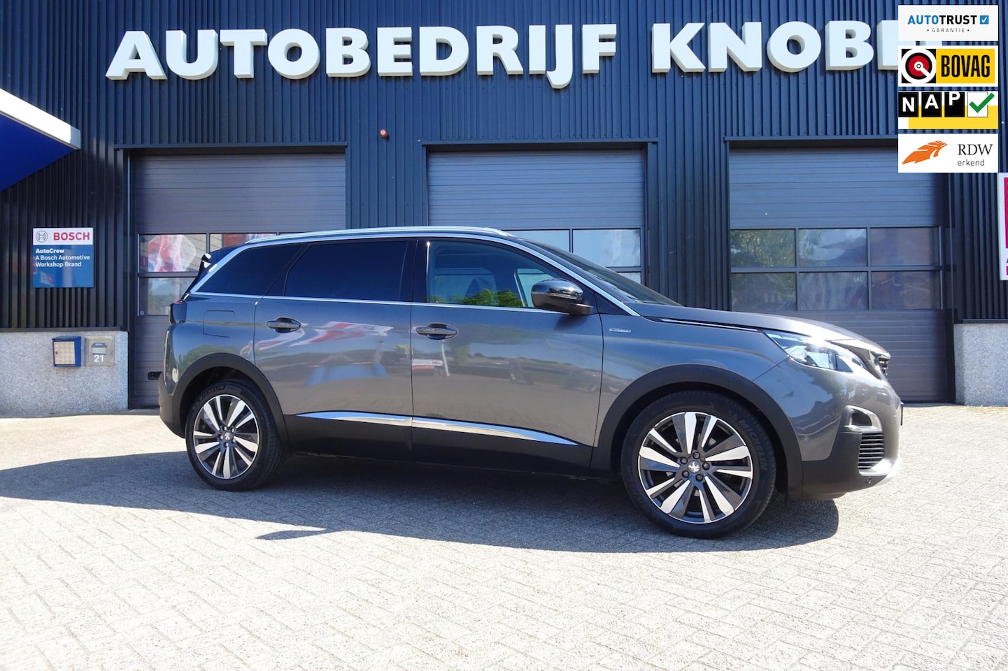 Peugeot 5008 - 1.6 e-THP GT-Line 1.6 e-THP GT-Line, NL AUTO, NAP, 1E EIG, 7P, PANO, LED, CARPLAY, CAMERA, VOLLE UITVOERING, - AutoWereld.nl