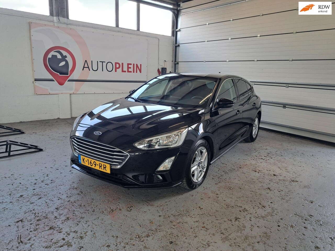 Ford Focus - 1.0 EcoBoost Titanium Business 1.0 EcoBoost Titanium Business - AutoWereld.nl