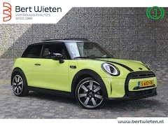 MINI Cooper - 1.5 Camden Plus Edition | Geen import | Schuifdak