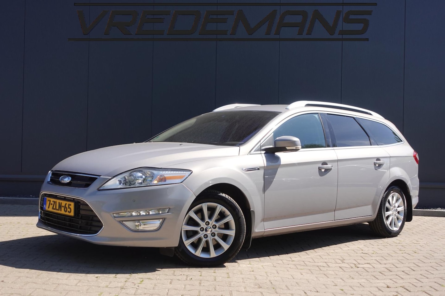 Ford Mondeo Wagon - 2.0 EcoBoost Titanium AUTOMAAT/STOELVERW./ NAVI - AutoWereld.nl