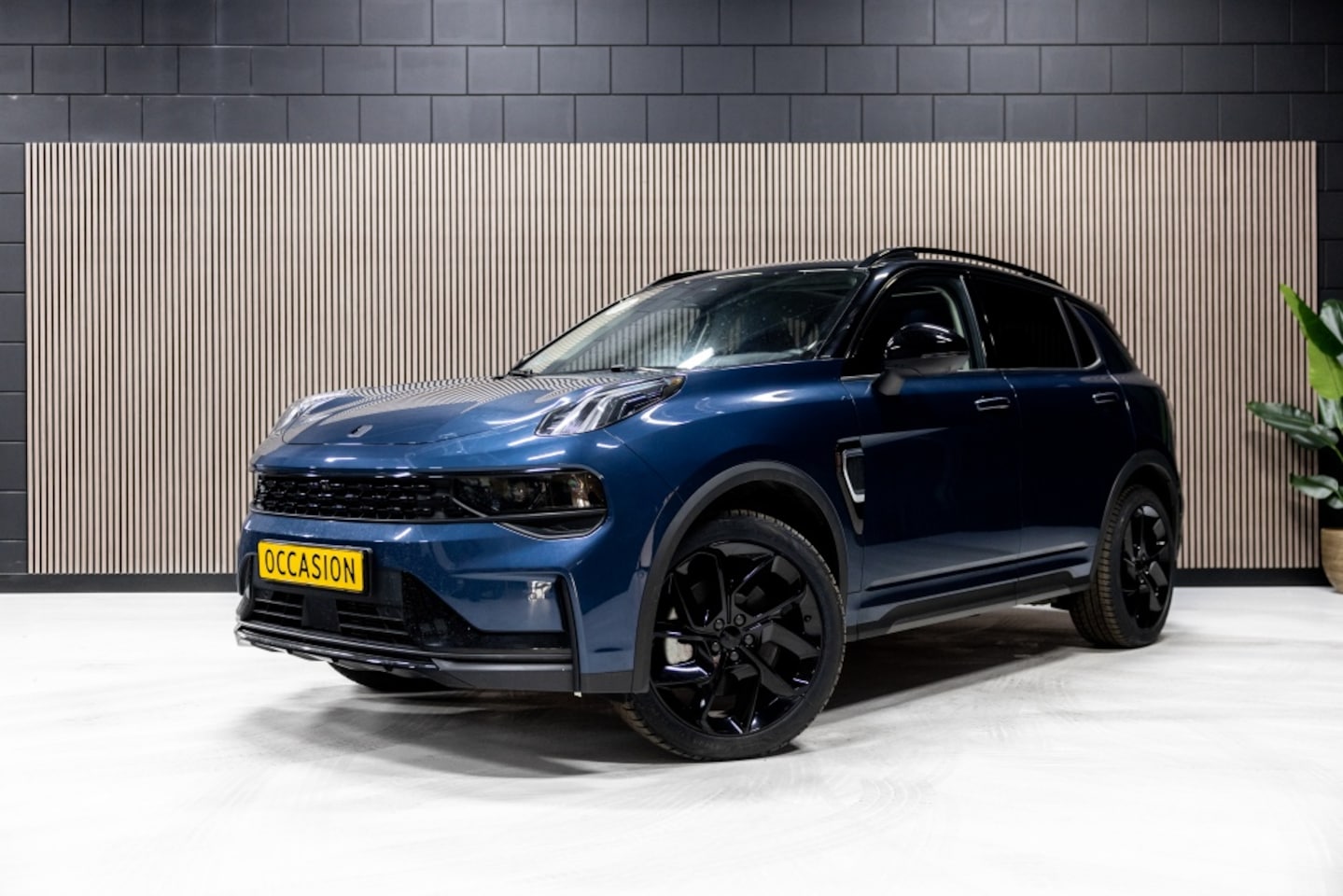 Lynk & Co 01 - 1.5 PHEV | BLACK EDITION | 360 CAM | PANO | CARPLAY | ACC | - AutoWereld.nl