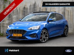 Ford Focus - ST Line X Business 1.5 EcoBoost 150pk Automaat SCHUIF-DAK | WINTER PACK | B&O | DAB | 18''