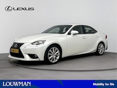 Lexus IS - 300h First Edition Limited