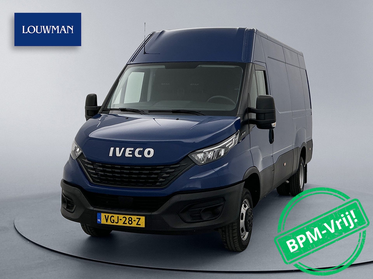 Iveco Daily - 35C16V 2.3 352 L2H2 Led koplampen 3500 KG Trekhaak Betimmering Cruise Control Dubbel lucht - AutoWereld.nl