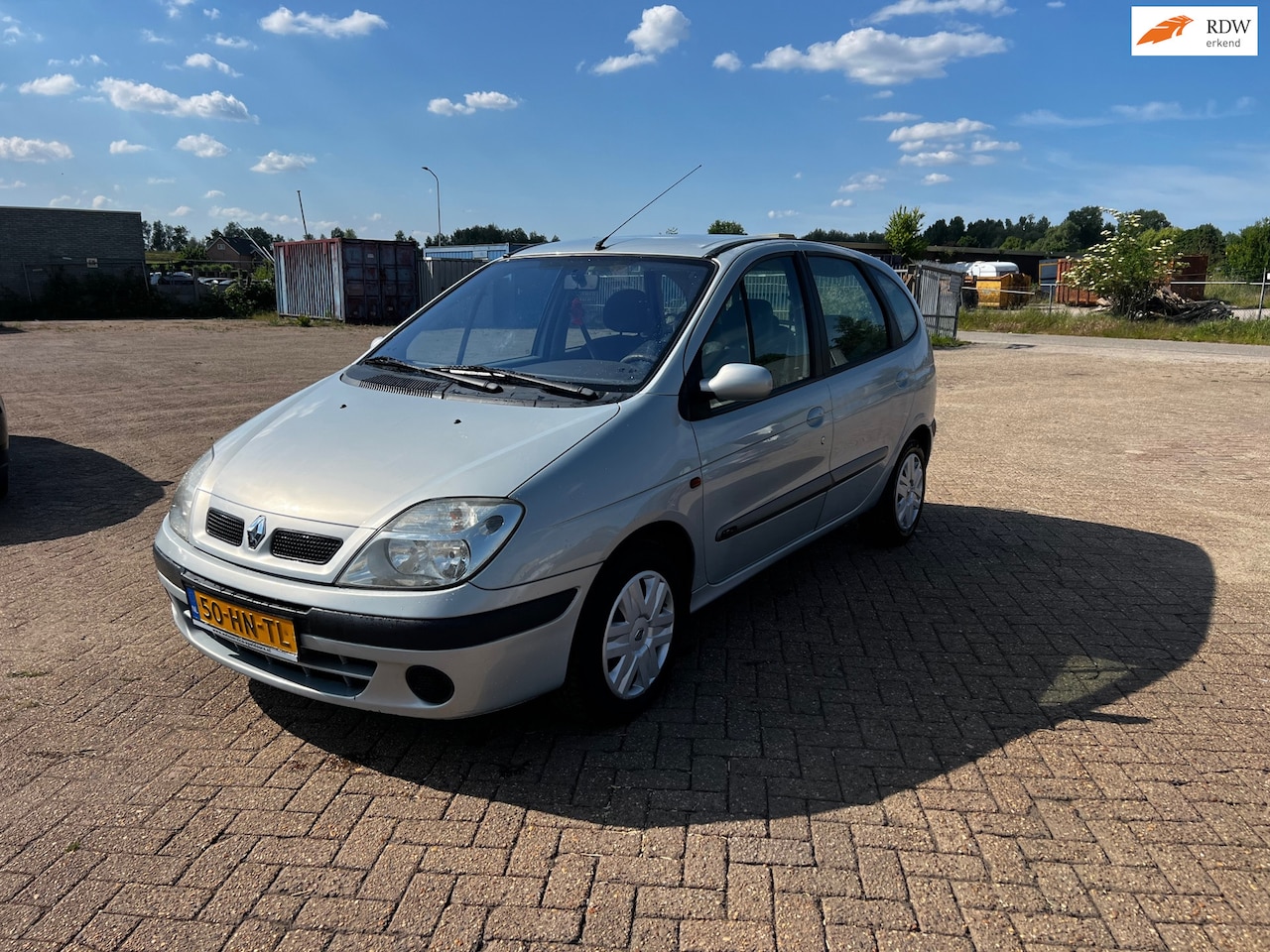 Renault Scénic - 1.6-16V Expression Automaat Airco Trekhaak - AutoWereld.nl